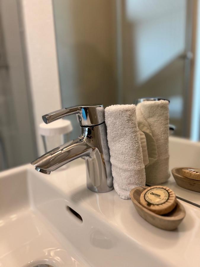 Hotel Felmis Self Check-In 霍尔夫 外观 照片