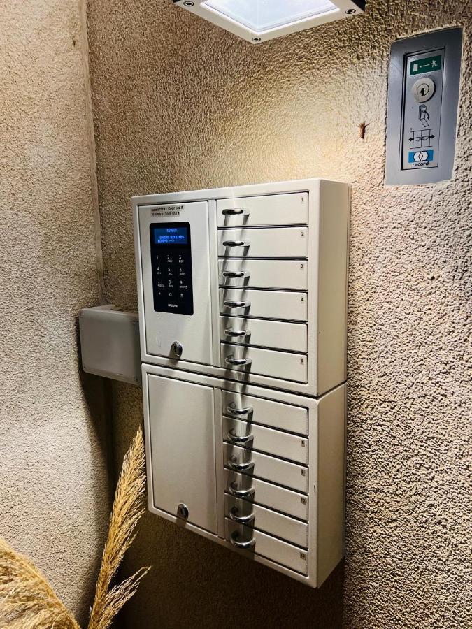 Hotel Felmis Self Check-In 霍尔夫 外观 照片